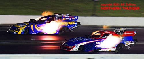 Robert Hight (near lane) vs Ron Capps (far lane) - 
FC